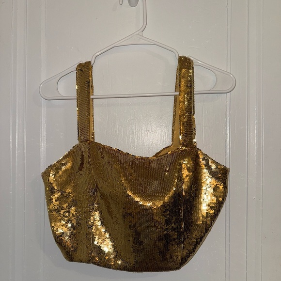 NWT - Francesca’s Gold Sequin Crop Top - Picture 1 of 6